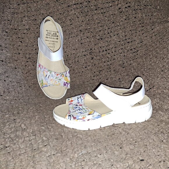 VOLKS WALKERS-White Leather-Dbl Hook/Loop Strap-Paint Spatter-Sz 36/6-NWOB - Picture 1 of 7